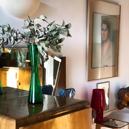A Tiusella * אביזה